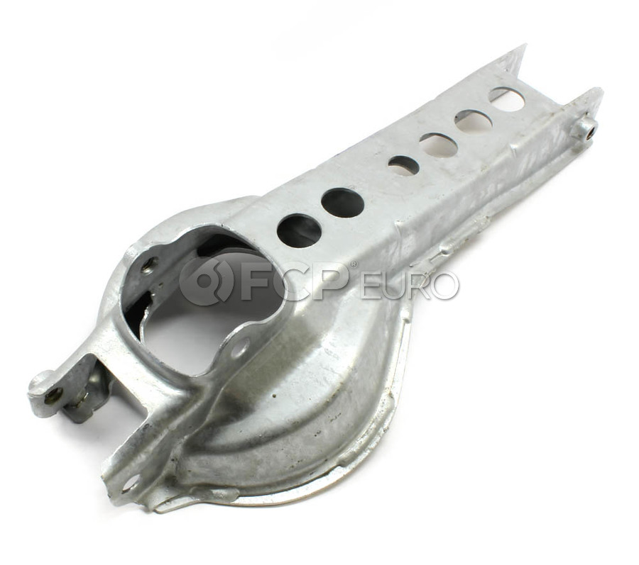 Volvo Control Arm - Genuine Volvo 9157102 | FCP Euro