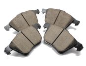 Volvo Disc Brake Pad Set - Akebono 32373161