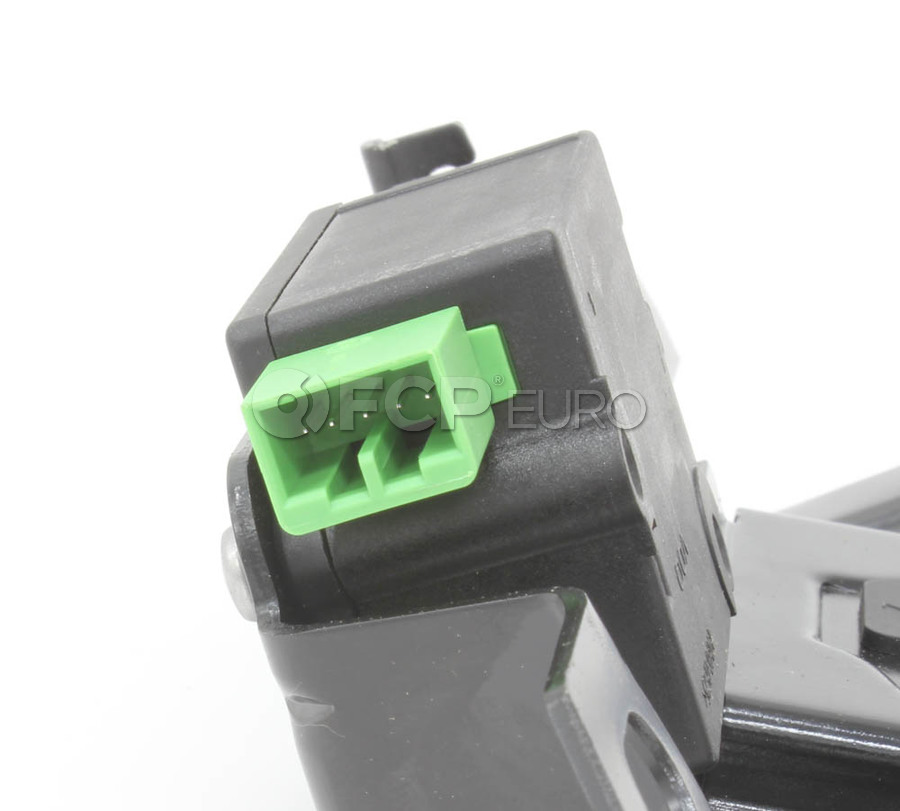 Used OEM Volvo Electric Rear Trunk Latch/Lock – Fits C30 2008-2013 – 30784739