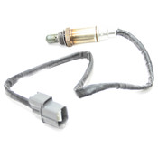 Land Rover Oxygen Sensor - Bosch MHK100930