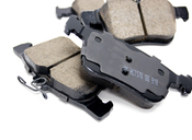 Audi VW Disc Brake Pad Set - Akebono EUR1761