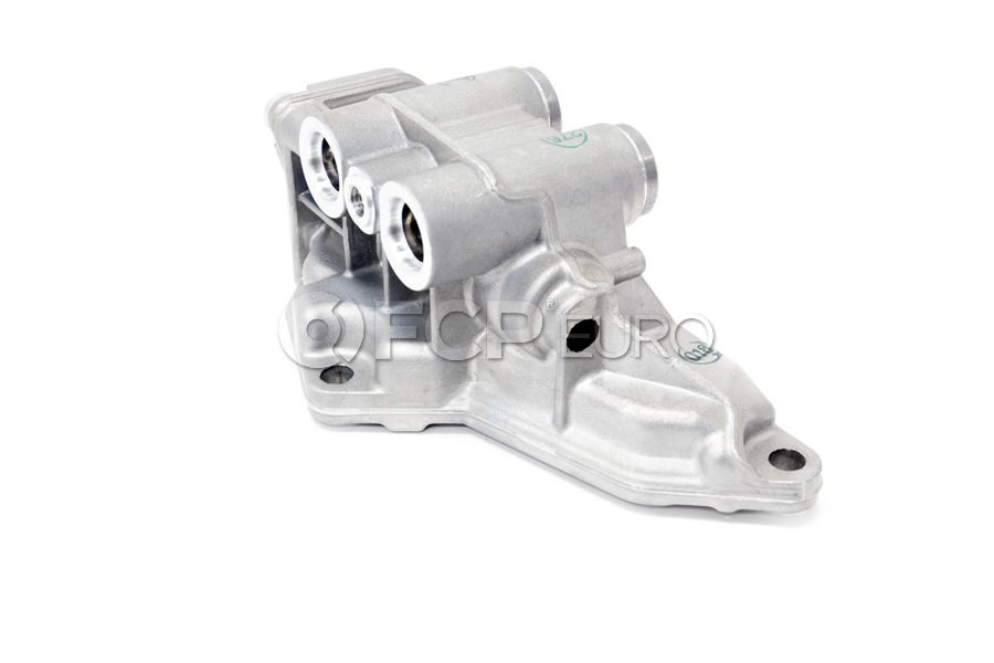 BMW Engine Oil Cooler Thermostat - Genuine BMW 11427573212 | FCP Euro