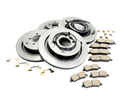 Land Rover Brake Kit - Akebono SDB000614CKT