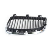 BMW Grille W Chrome Frame Right - Genuine BMW 51137157276