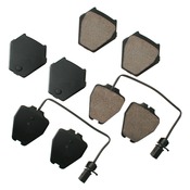 Audi Brake Pad Set - Akebono 4B0698151S