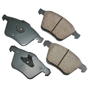 Volvo Disc Brake Pad Set - Akebono 32373161
