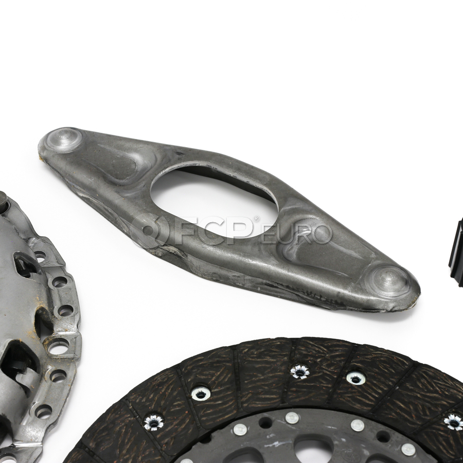 BMW Clutch Kit - LuK 6243586000 | FCP Euro