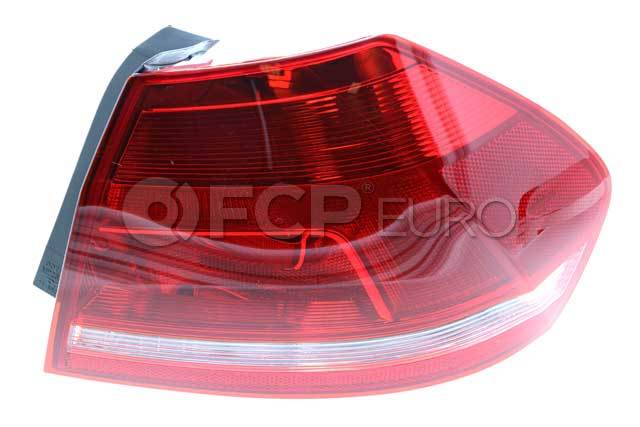 TYC VW Taillight