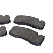 BMW Performance Brake Pad Set - Ferodo Racing FCP4218H