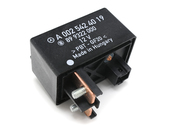 Mercedes Diesel Glow Plug Relay  - Genuine Mercedes 0025424019
