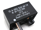 Mercedes Diesel Glow Plug Relay  - Genuine Mercedes 0025424019