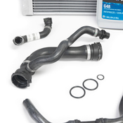 BMW Radiator Replacement Kit - 17117585036KT