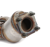 Volvo Exhaust Manifold - Genuine Volvo 36001151