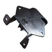 VW RETAINER - Genuine VW 7L0907515