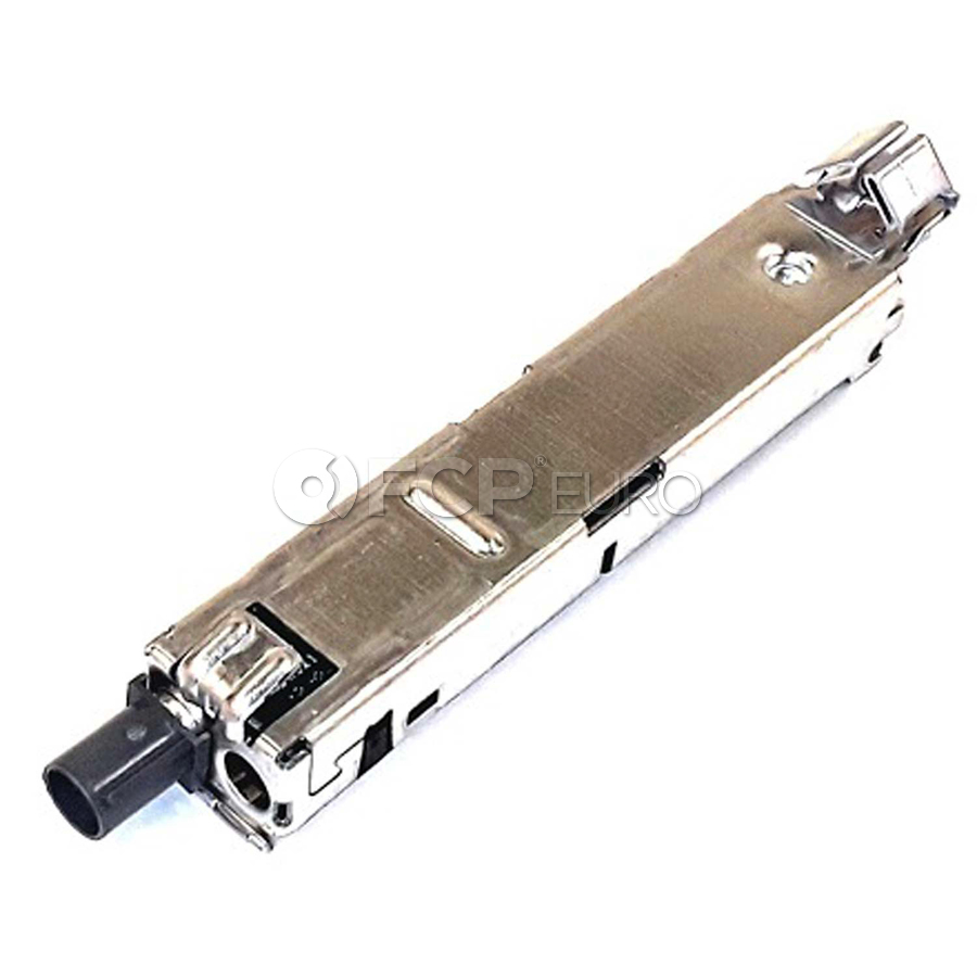 Volkswagen Antenna Amplifier - Genuine VW 561035552 | FCP Euro