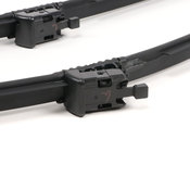 Volvo Windshield Wiper Blade - Genuine Volvo 31689263