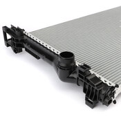 Volvo Engine Radiator - Mahle Behr 32224828