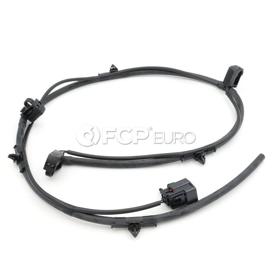 Volvo Windshield Washer Nozzle - Genuine Volvo 31349006 | FCP Euro