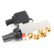 Mercedes Suspension Valve Block - Genuine Mercedes 2113200158