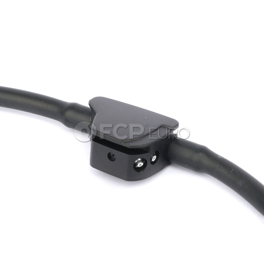 Volvo Windshield Washer Nozzle - Genuine Volvo 32219081 | FCP Euro